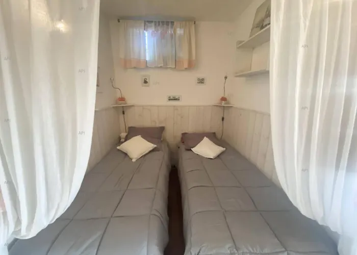 As22947-studio Direct Sur לה-גרו-דו-רואה